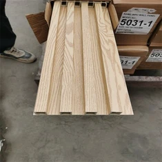 Paneles de pared estriados interiores